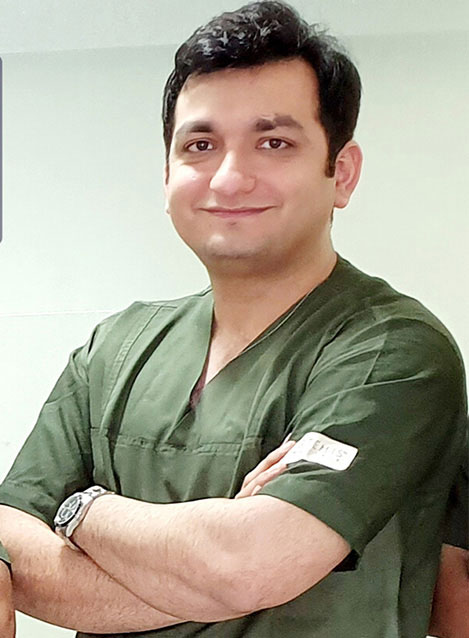 CENTER SPINE INDIA, Dr. Tarun Kukreja